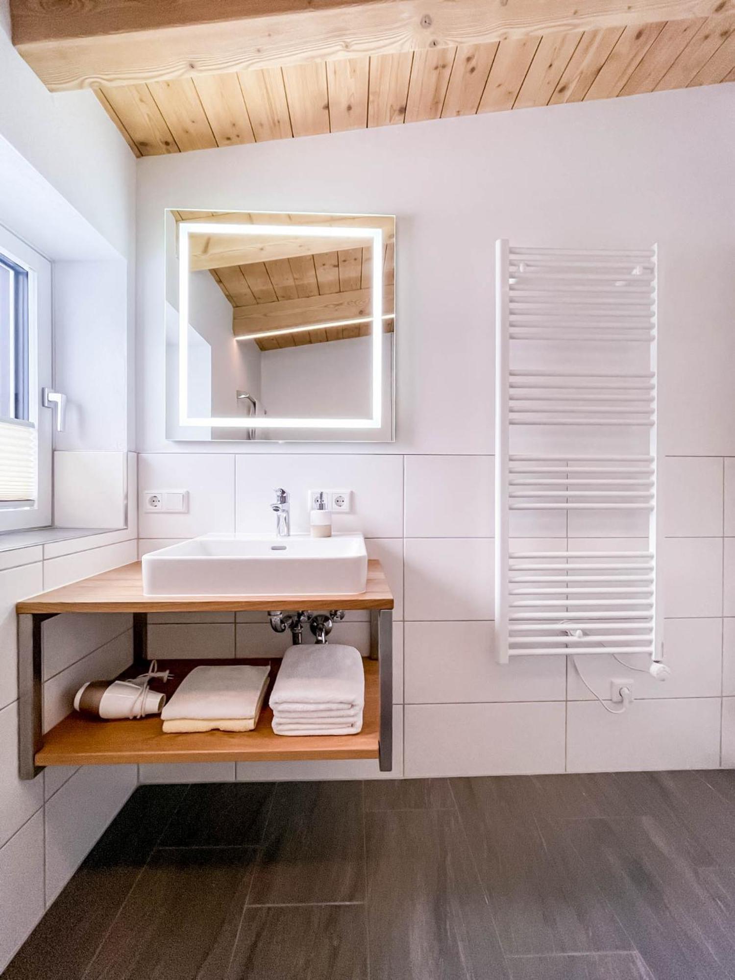 Gluexplatzl Appartements Am Wald ザンクト・マルティン・アム・テンネンゲビルゲ 部屋 写真